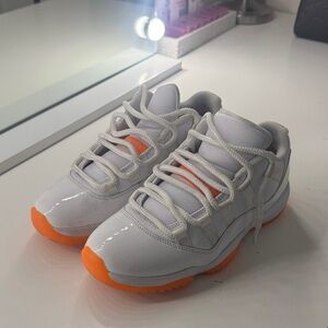 Air Jordan 11 Retro Low "Bright Citrus" (2021)
NO BOX